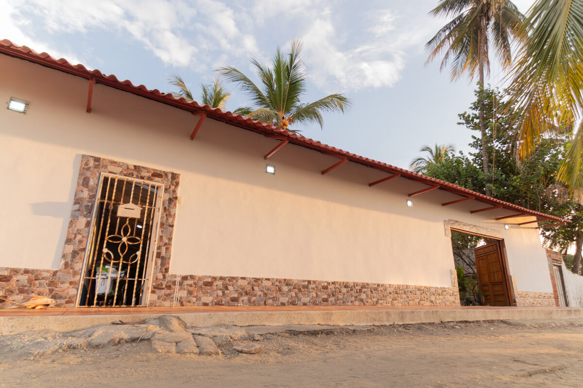 Casa Gabito exterior entrance