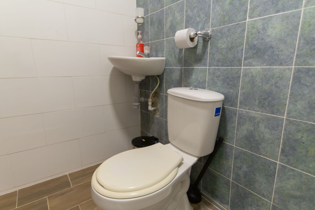 Sleeping Quarters B bathroom